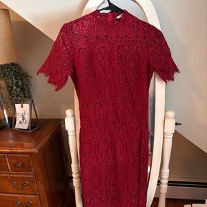 Body con burgundy, lace cocktail dress